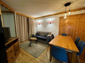 Résidence Les Eglantines - 2 pièces 6 personnes place centrale les Orres 1800 MAE-2811
